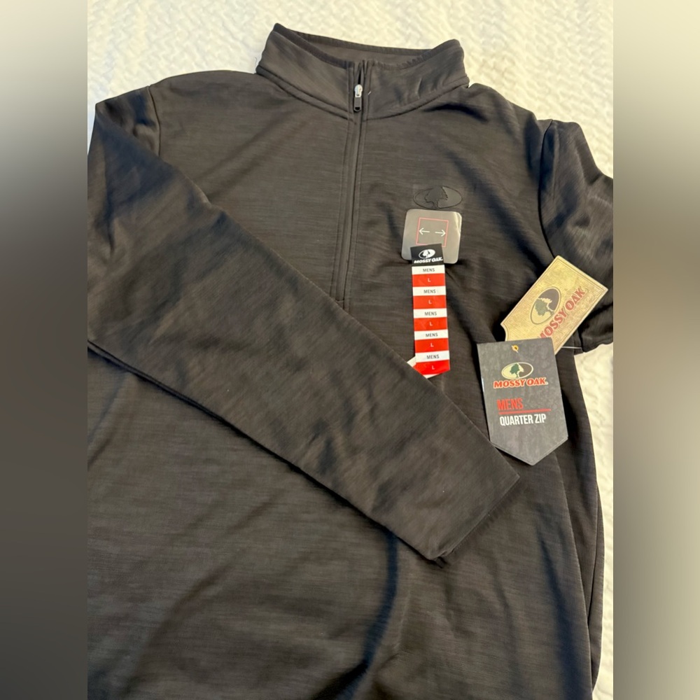 Mossy Oak Black Men's Quarter Zip Pullover